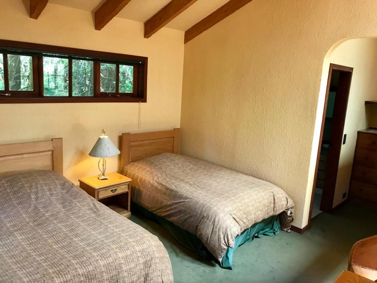 Yan Kee Way Lodge Bungalow Puerto Varas Exteriör bild