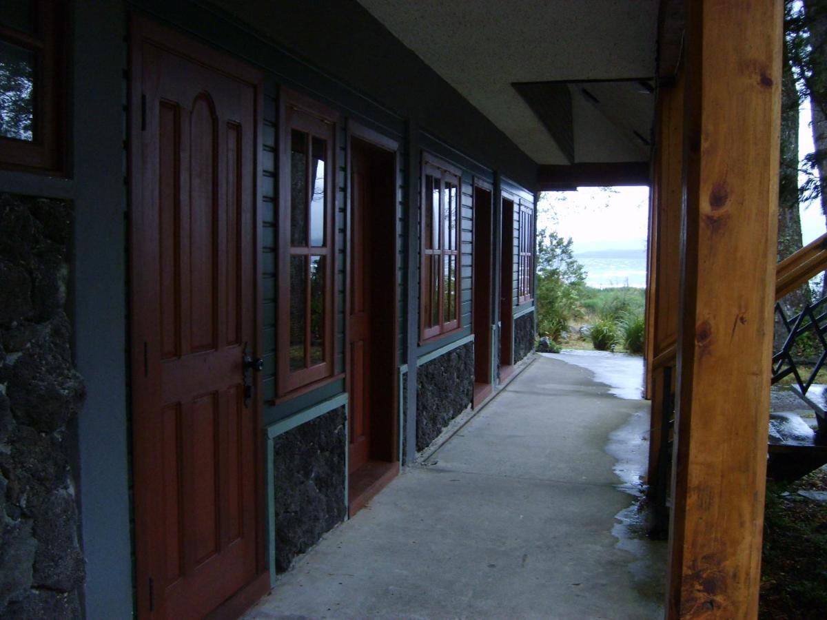 Yan Kee Way Lodge Bungalow Puerto Varas Exteriör bild