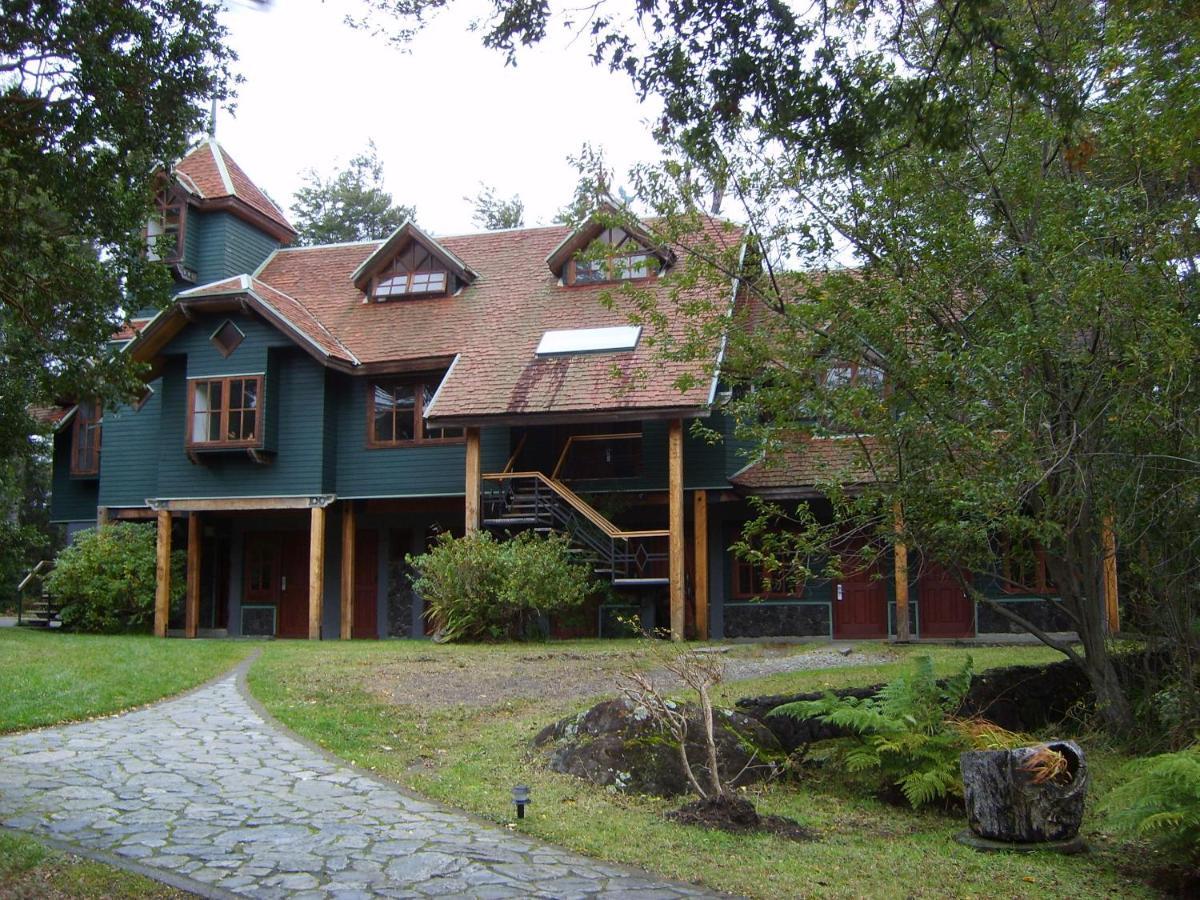 Yan Kee Way Lodge Bungalow Puerto Varas Exteriör bild