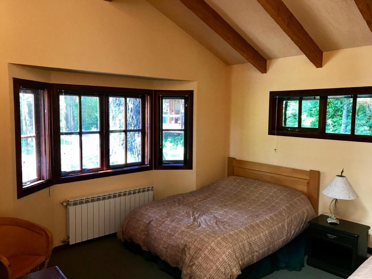 Yan Kee Way Lodge Bungalow Puerto Varas Exteriör bild